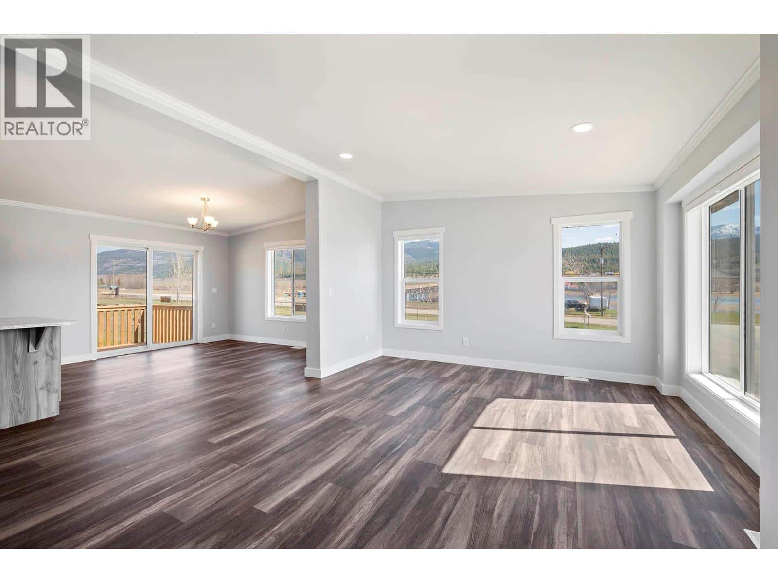 5005 RIVER Road Unit# 153 — Pritchard, British Columbia - Photo 5 of 46