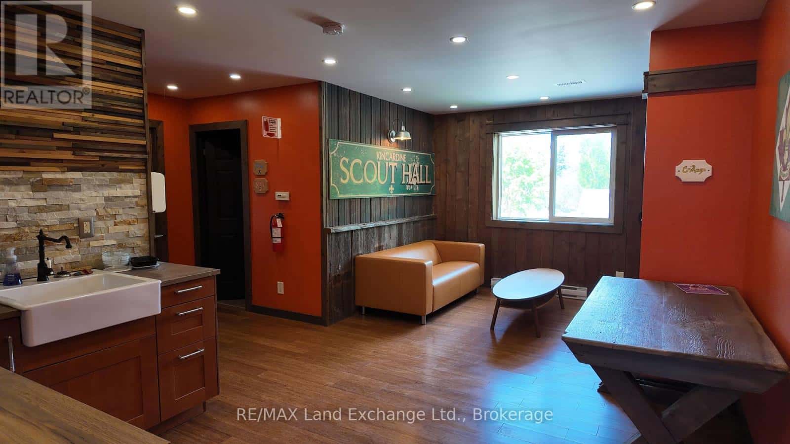 Kincardine, Ontario — Kincardine, Ontario - Photo 3 of 8