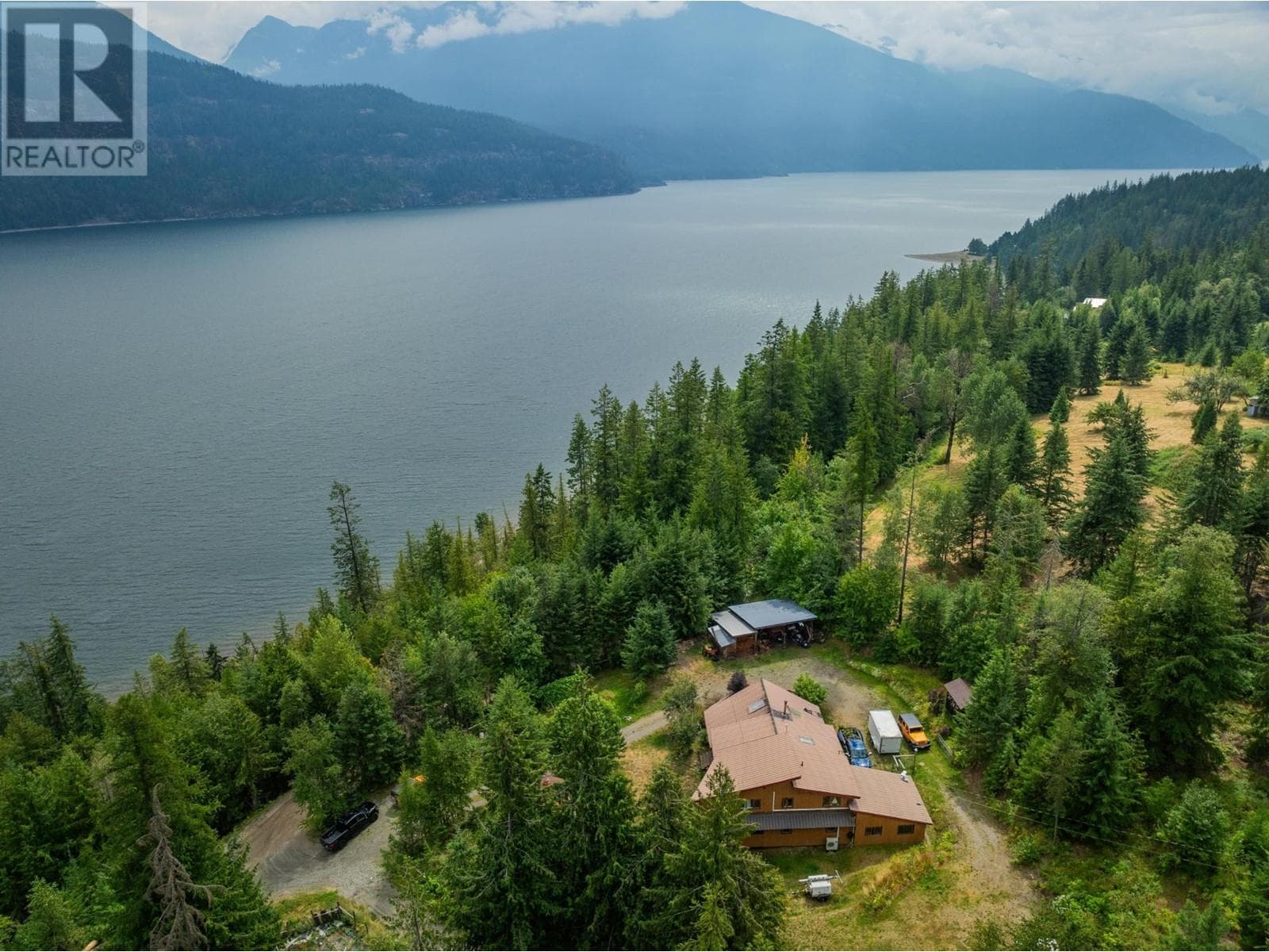 9413 SHUTTY BENCH Road — Kaslo, British Columbia - Main photo