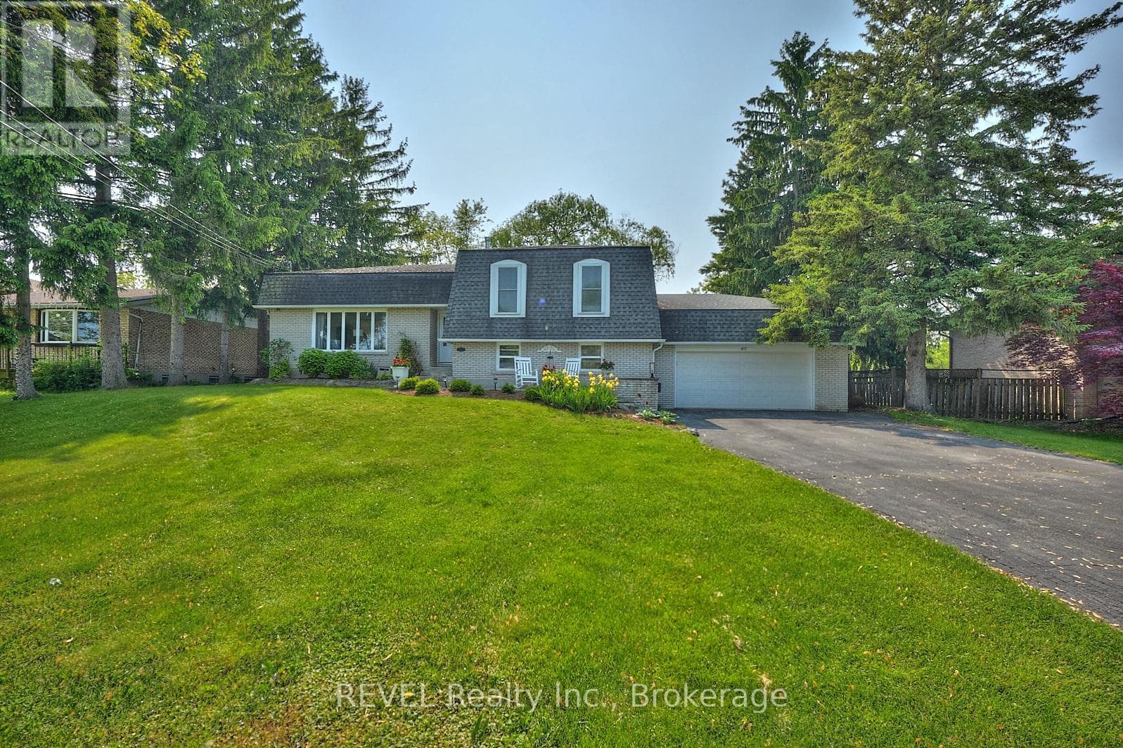 877 DAYTONA DRIVE N — Fort Erie (Crescent Park), Ontario - Main photo