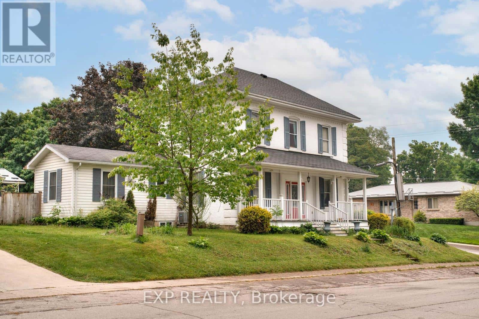 181 SHUTER ST STREET — North Huron (Wingham), Ontario - Photo 3 of 44