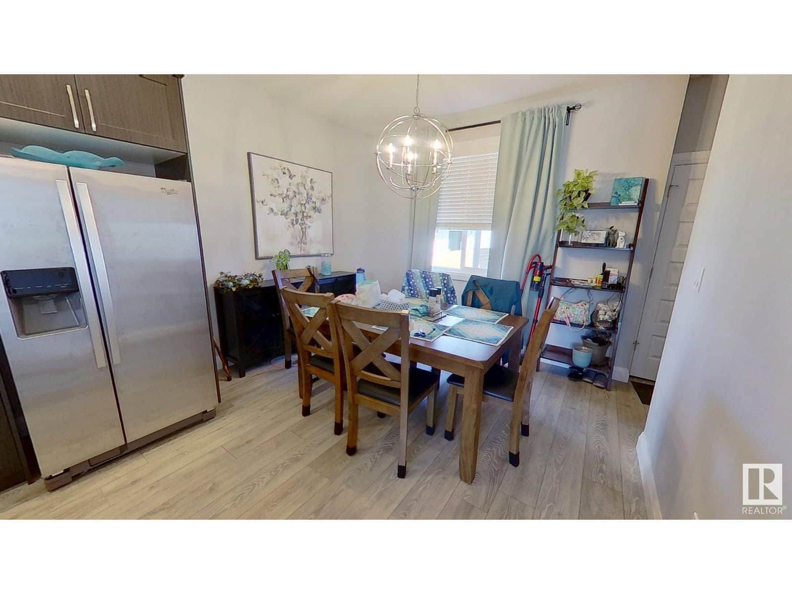 3632 8 AV SW - Photo 5 of 30, Edmonton, Alberta