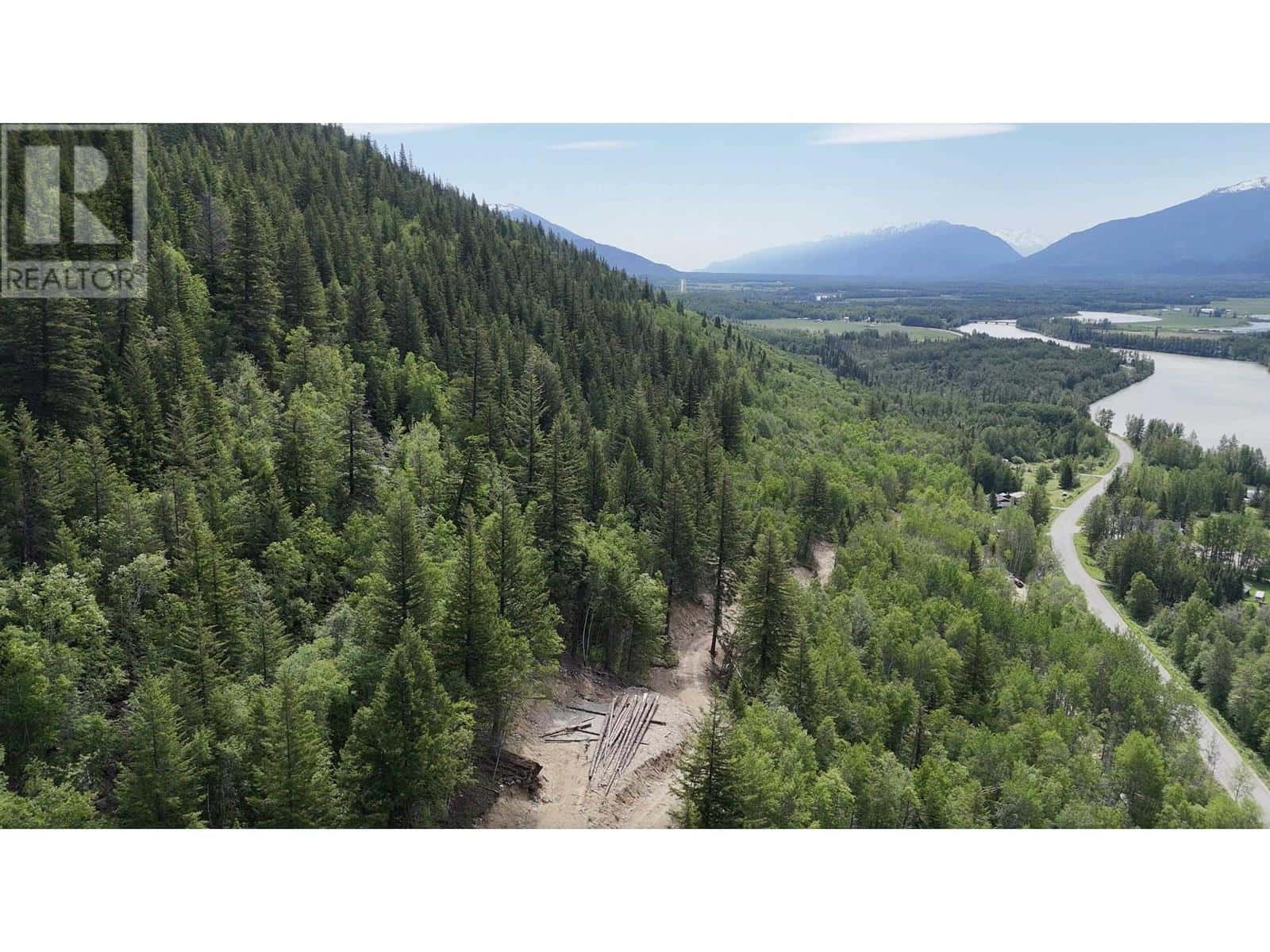 3260 MOUNTAIN VIEW ROAD — McBride, British Columbia - Photo 5 of 30