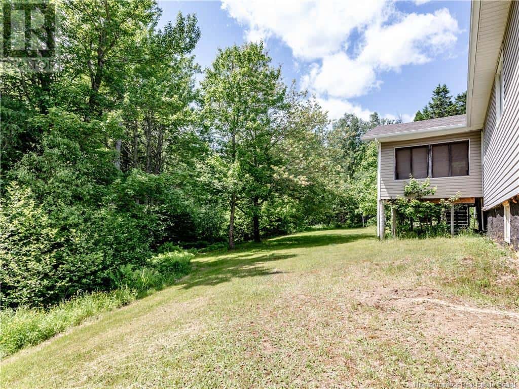 41 Comeau — Saint-Louis-De-Kent, New Brunswick - Photo 4 of 27