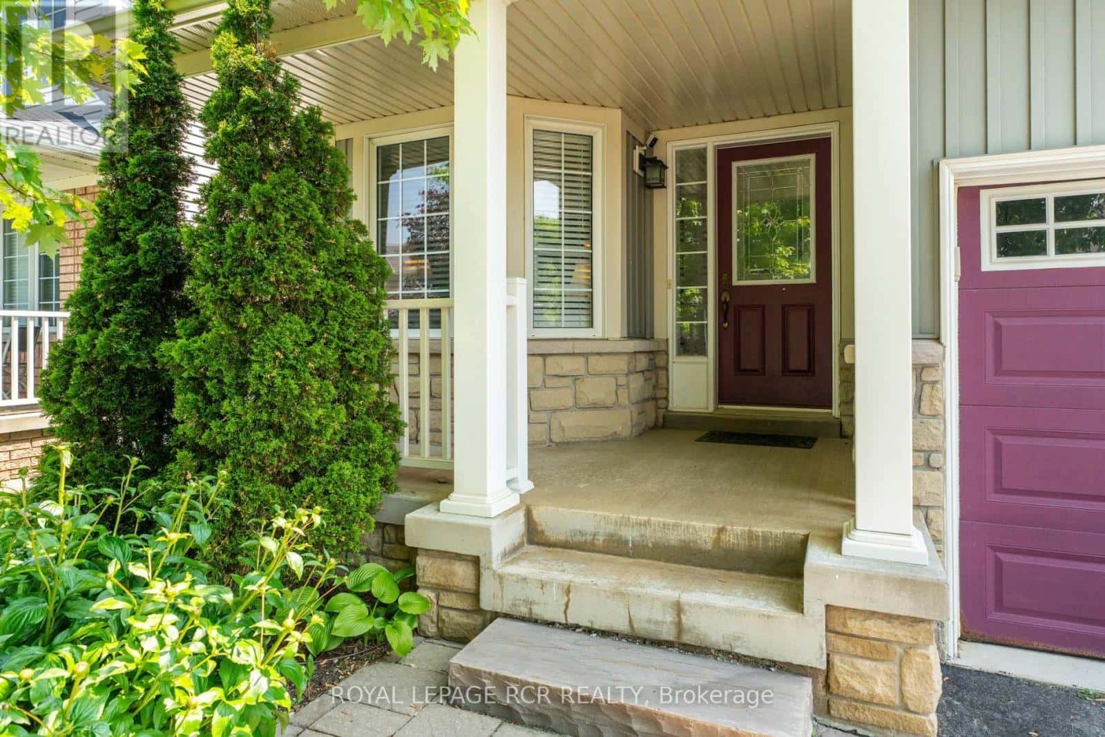 257 BERRY STREET — Shelburne, Ontario - Photo 3 of 41