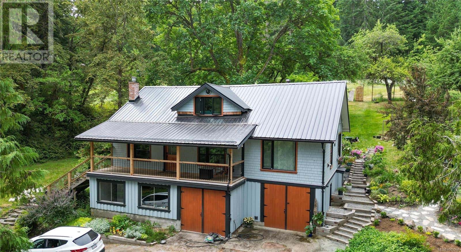 315 Booth Canal Rd — Salt Spring, British Columbia - Photo 2 of 82