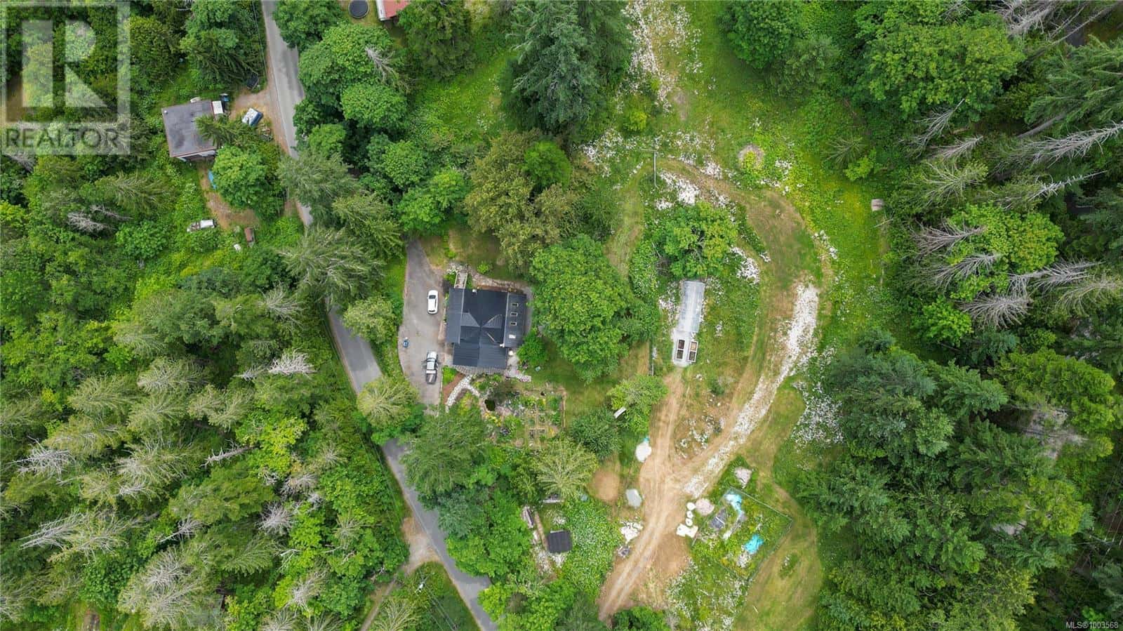 315 Booth Canal Rd — Salt Spring, British Columbia - Photo 3 of 82