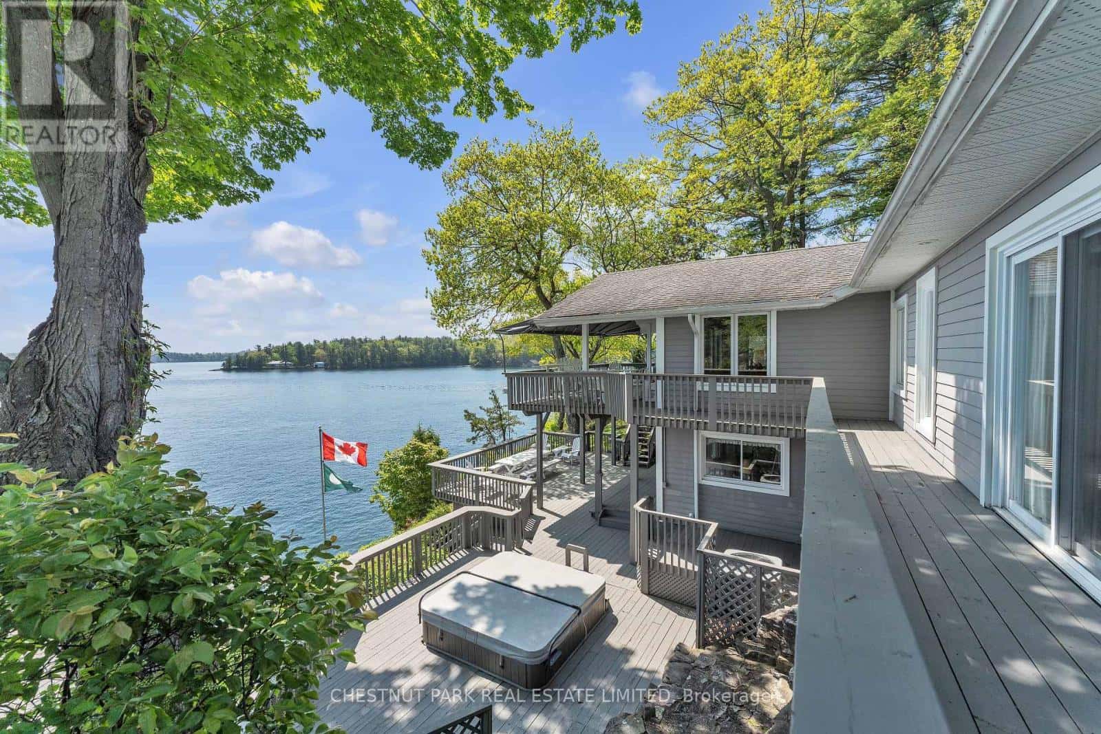 35 RIVERVIEW DRIVE — Front of Leeds & Seeleys Bay, Ontario - Photo 5 of 40