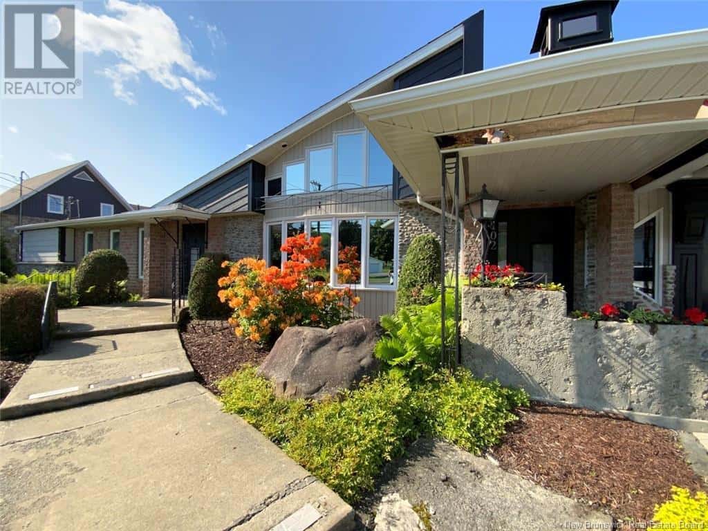 102 Principale Street — Saint-Basile, New Brunswick - Photo 3 of 50