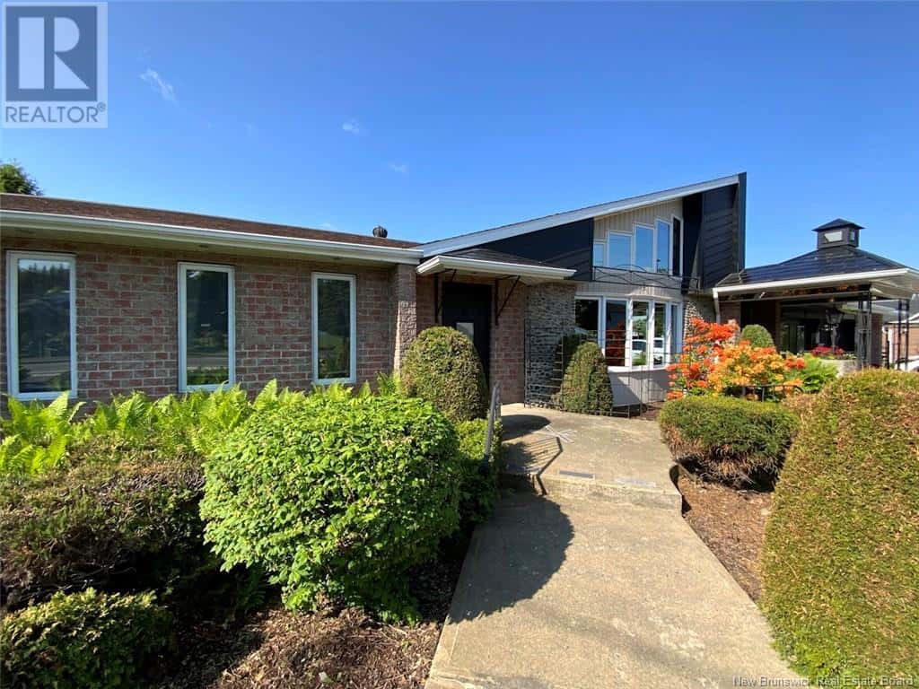 102 Principale Street — Saint-Basile, New Brunswick - Photo 2 of 50