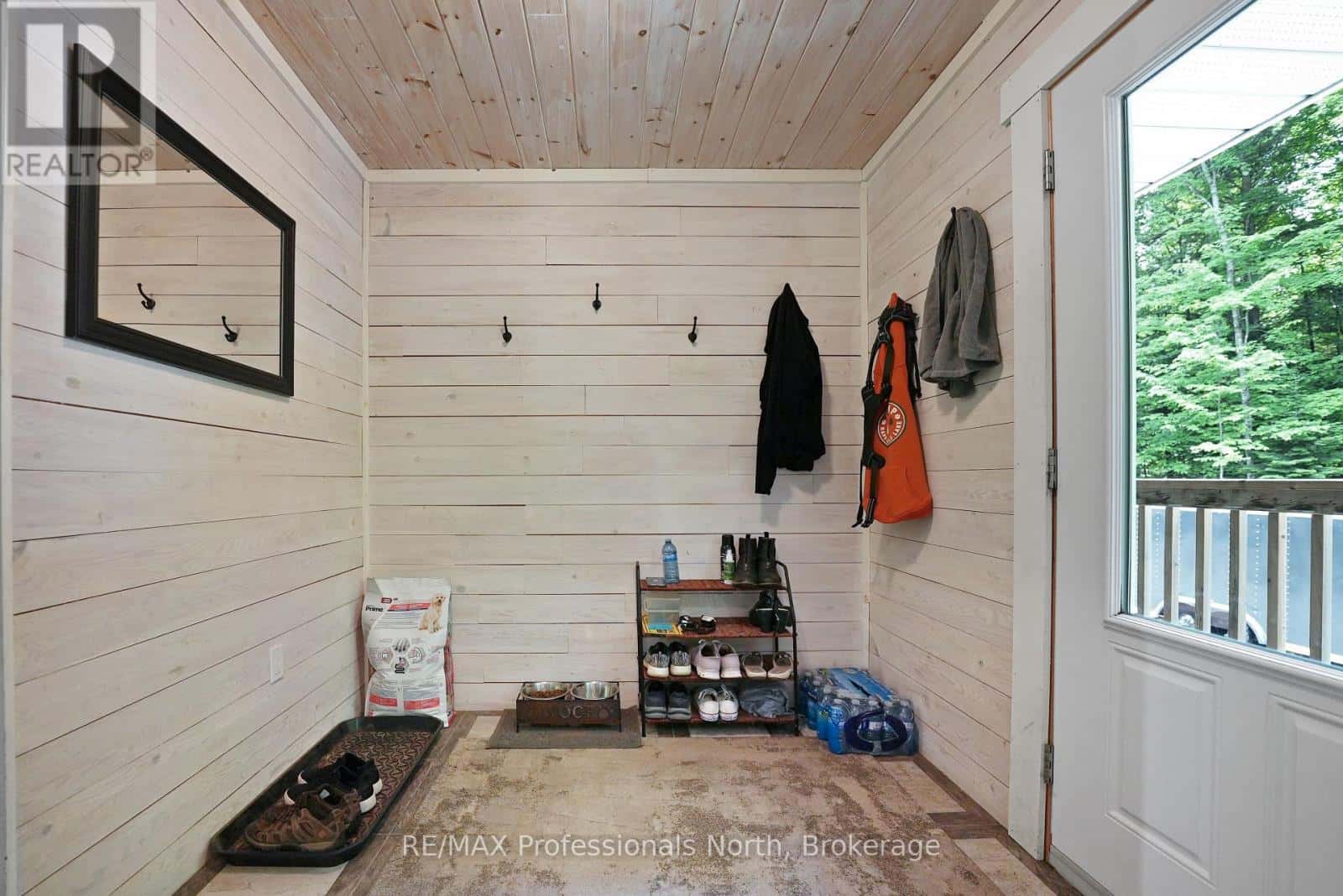 1336 Irish — Dysart et al (Guilford), Ontario - Photo 5 of 42