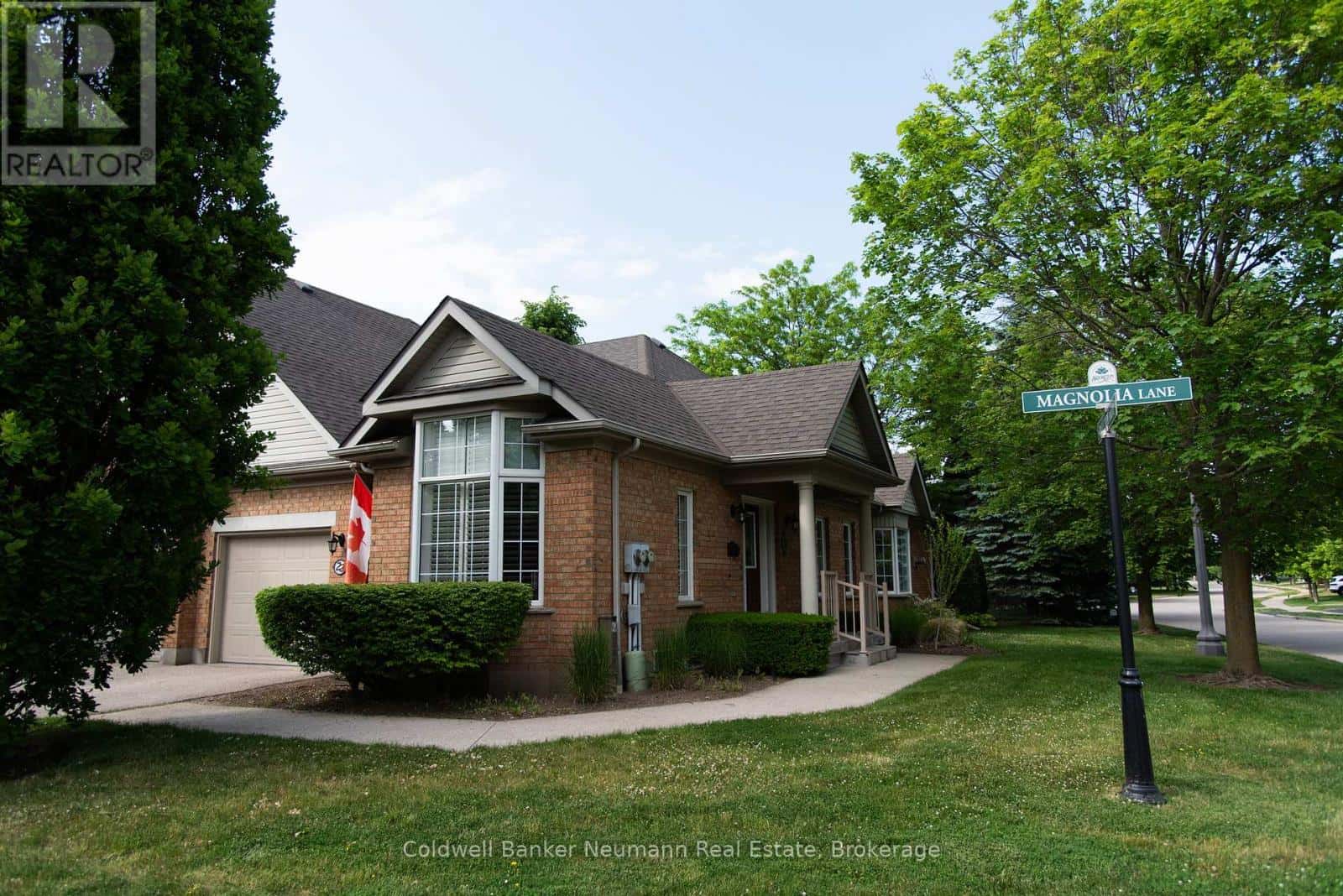 22 MAGNOLIA LANE — Guelph (Village By The Arboretum), Ontario - Photo 2 of 22