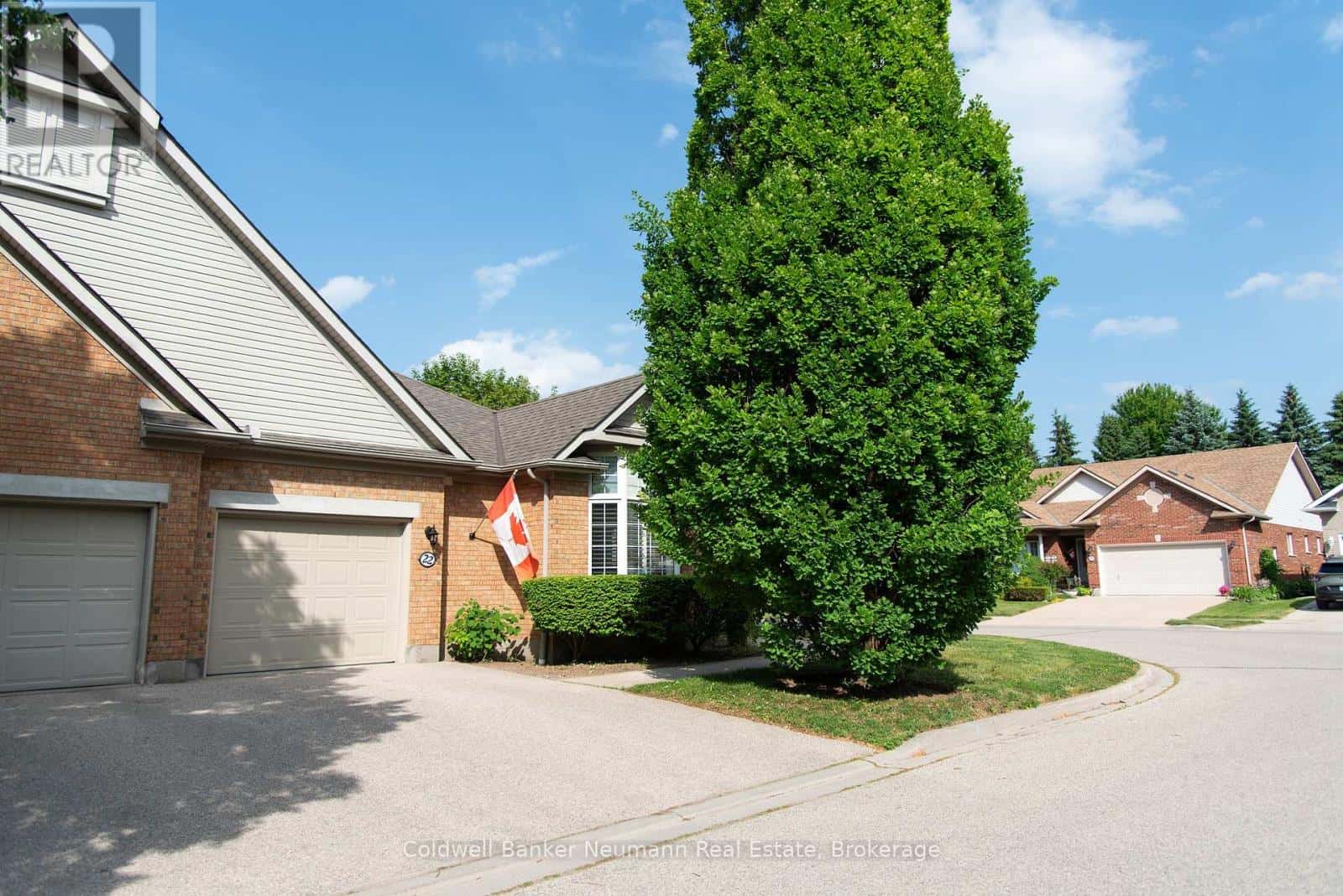 22 MAGNOLIA LANE — Guelph (Village By The Arboretum), Ontario - Photo 3 of 22