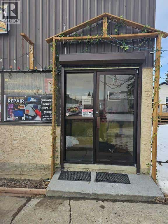 Kiosk, 4912 49 Avenue