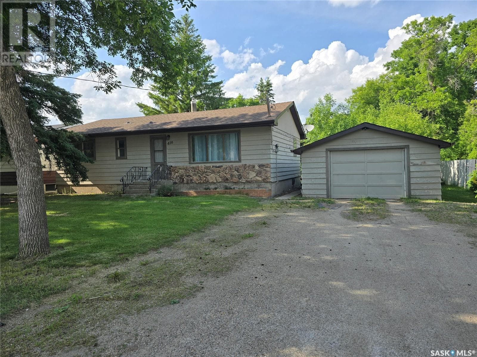 420 Beryl STREET — Broadview, Saskatchewan - Main photo