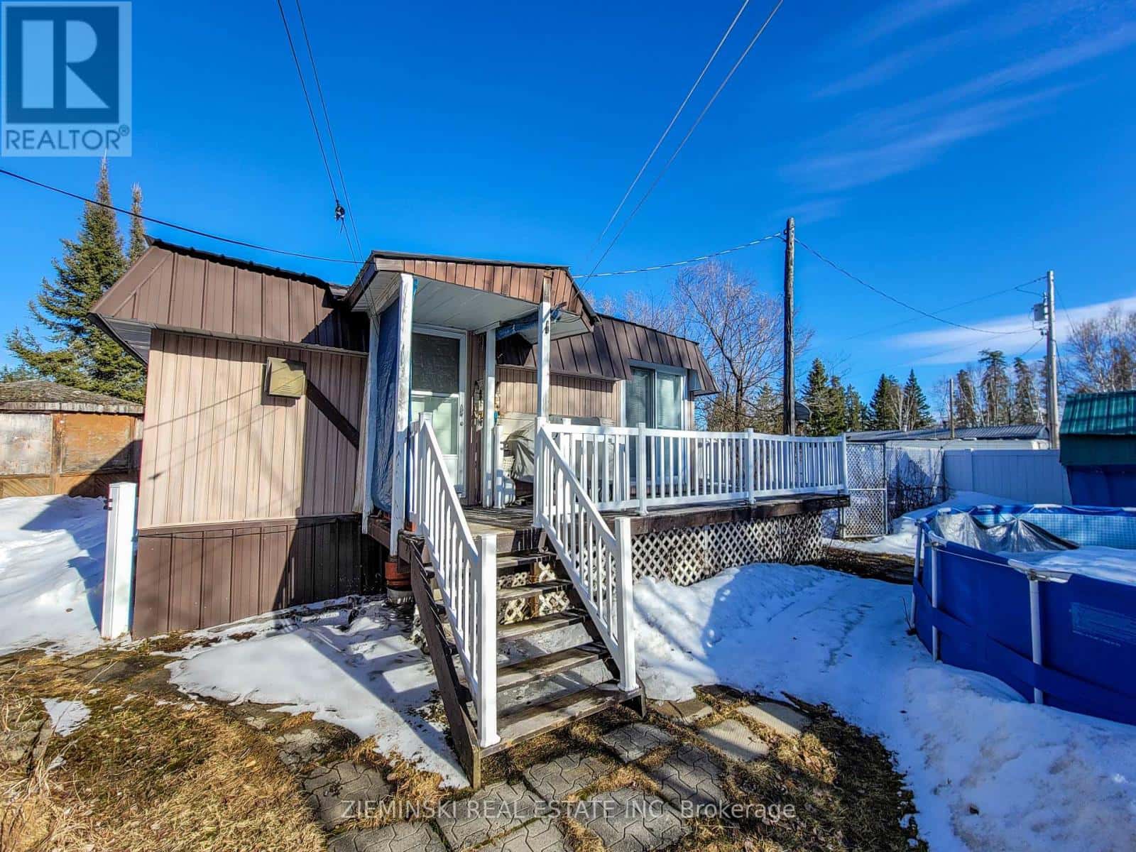 Iroquois Falls, Ontario — Iroquois Falls, Ontario - Photo 3 of 20