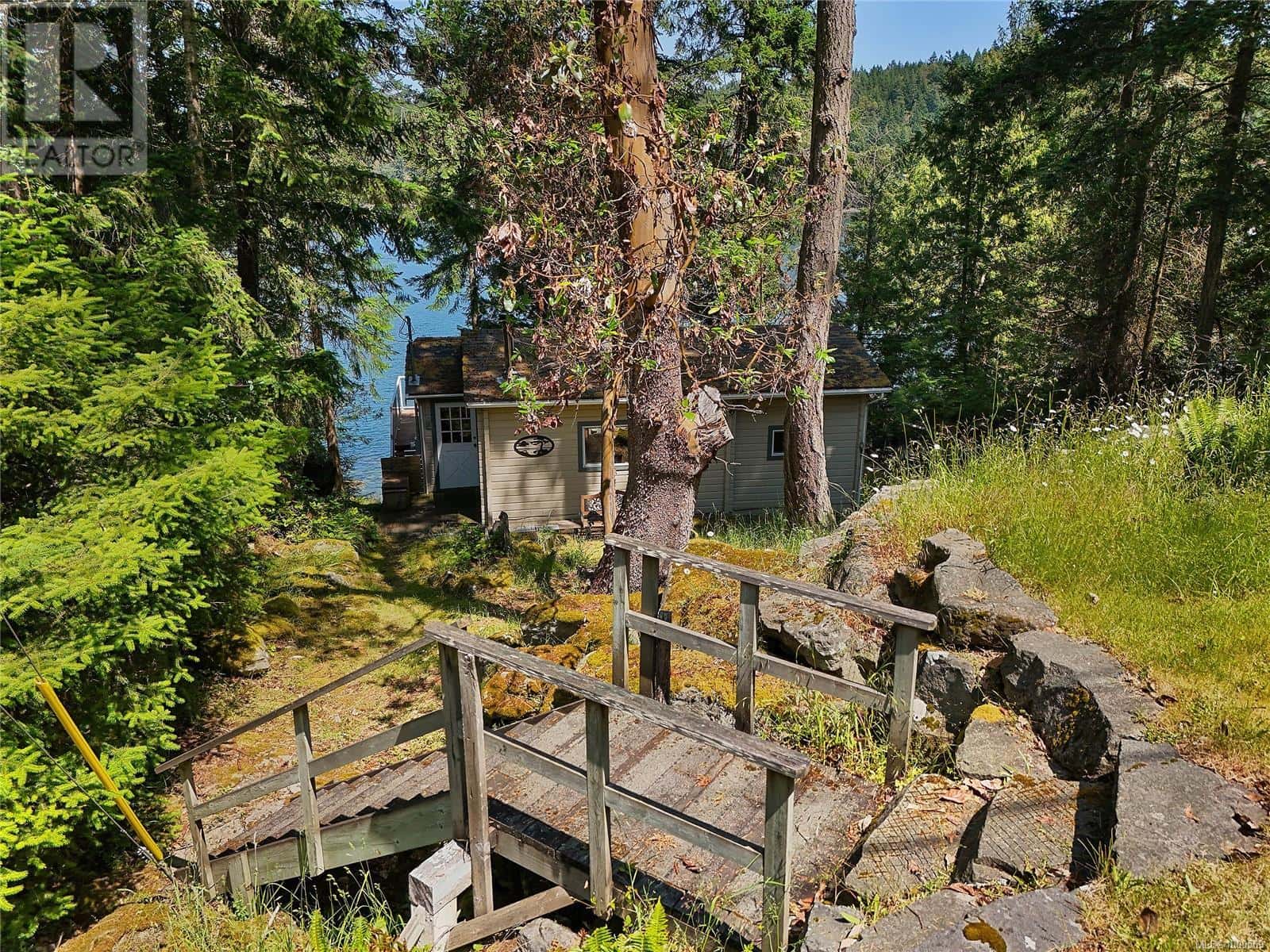 177 Mariners Way — Mayne Island, British Columbia - Photo 2 of 57