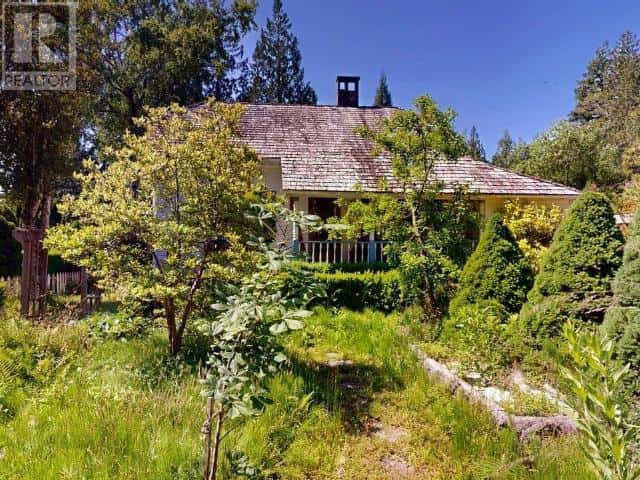 12123 SCOTCH FIR POINT RD — Powell River, British Columbia - Photo 5 of 66