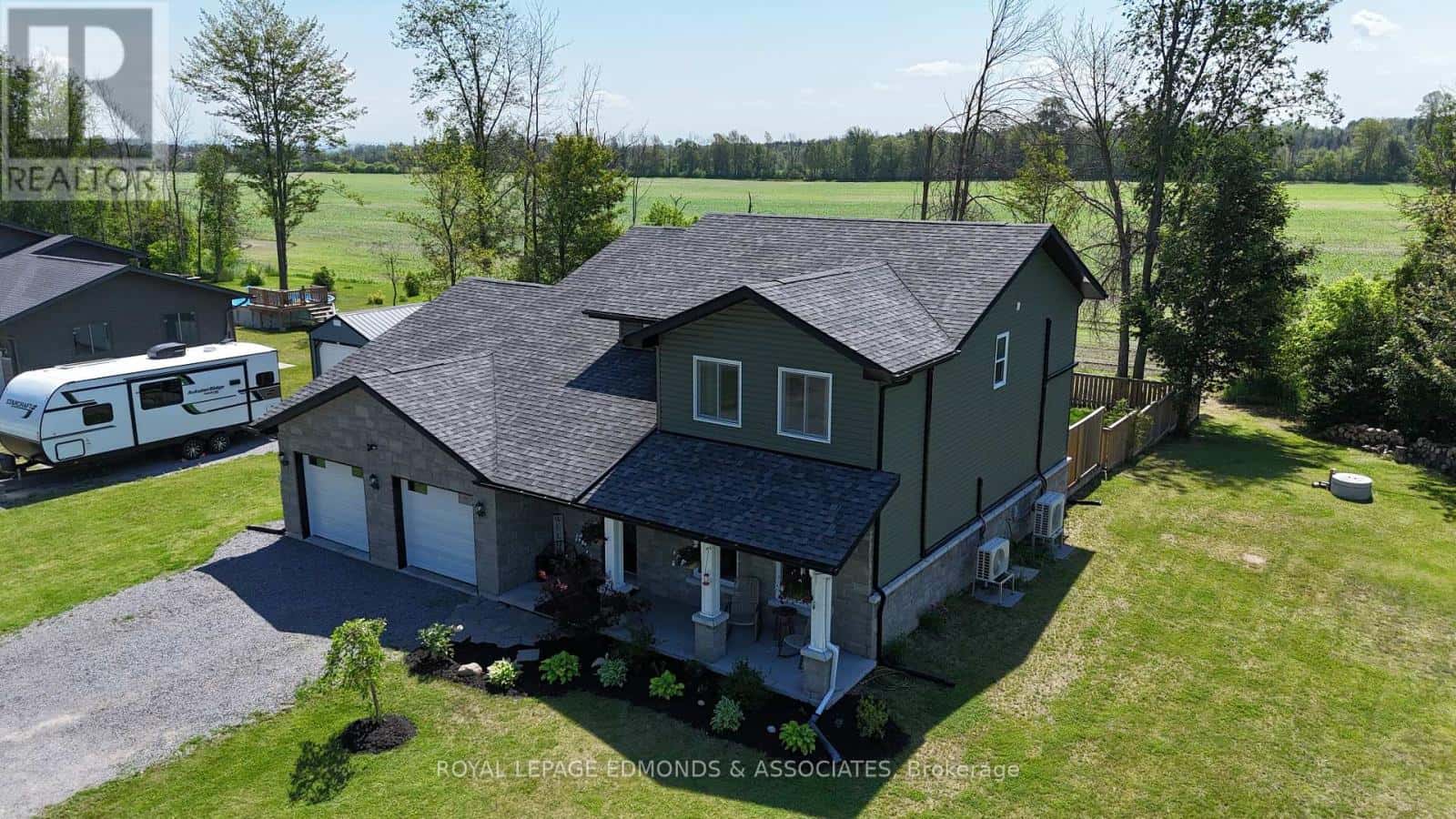 12 CARDEL STREET — Whitewater Region, Ontario - Photo 2 of 49