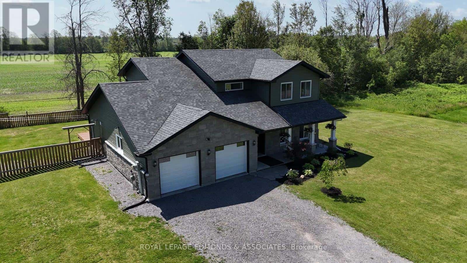 12 CARDEL STREET — Whitewater Region, Ontario - Photo 4 of 49