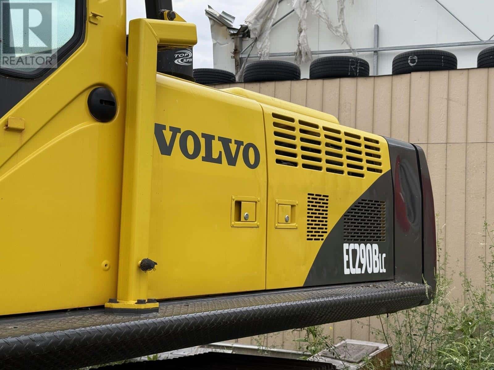 3820 Enterprise Way — Barriere, British Columbia - Photo 5 of 9