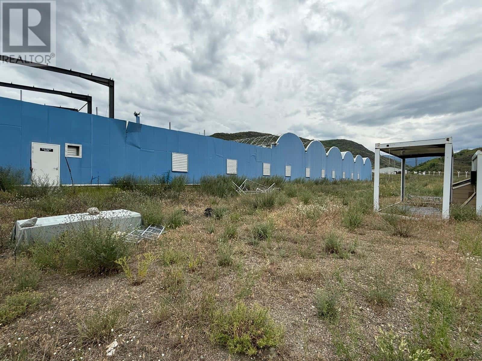 3820 Enterprise Way — Barriere, British Columbia - Photo 2 of 9