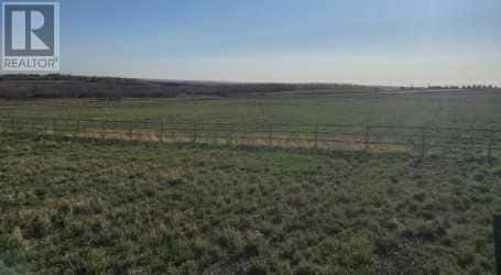 48033 295 Avenue E — De Winton, Alberta - Photo 3 of 9