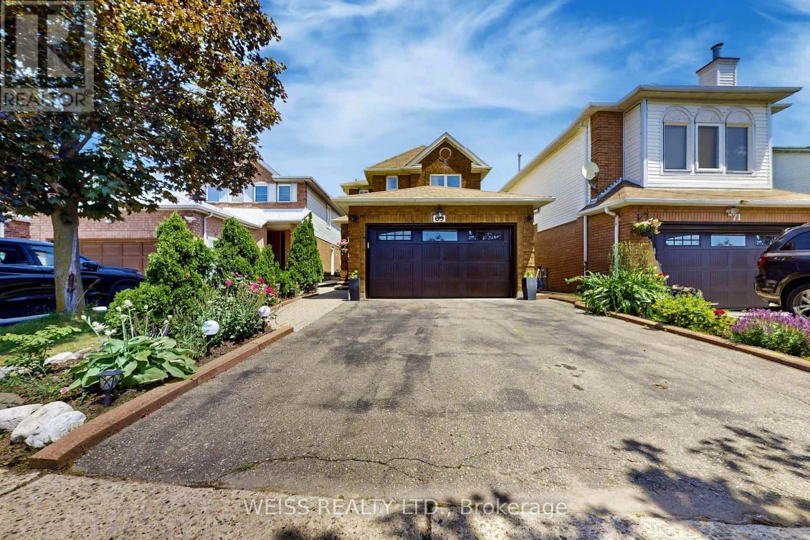 Home in Brampton (Fletcher's West)