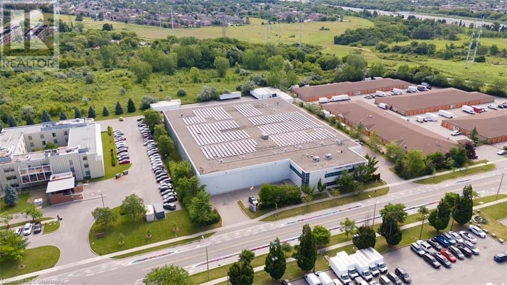 541 CONLINS Drive — Scarborough, Ontario - Photo 2 of 7