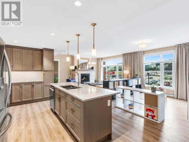 206-36 WATERFRONT PLACE — Whitehorse, Yukon - Photo 4 of 22