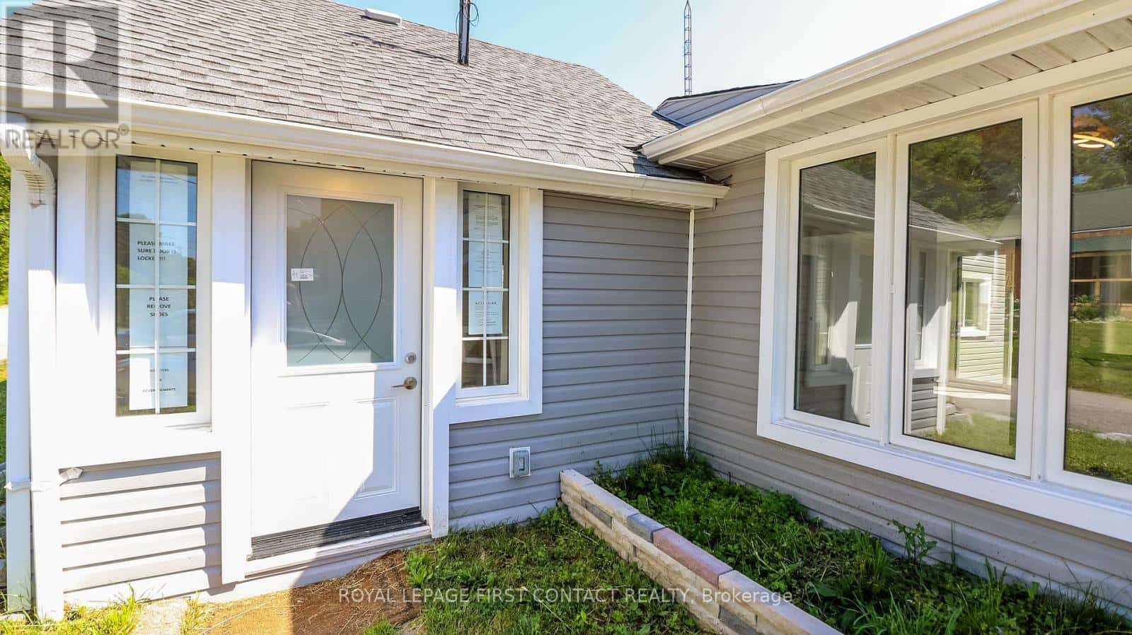 16 LIME STREET — Kawartha Lakes (Somerville), Ontario - Photo 5 of 35