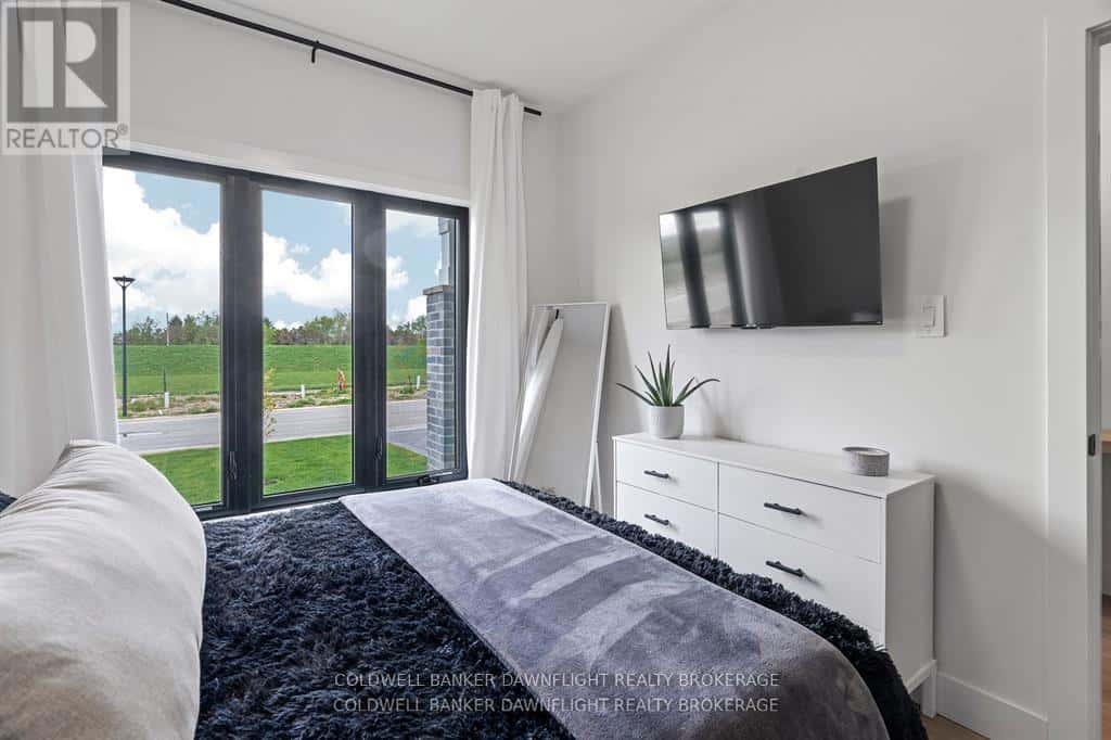 South Huron (Exeter), Ontario — South Huron (Exeter), Ontario - Photo 5 of 34