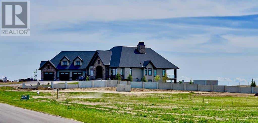 5 Edgemoor Way W — Rural Lethbridge County, Alberta - Photo 4 of 8