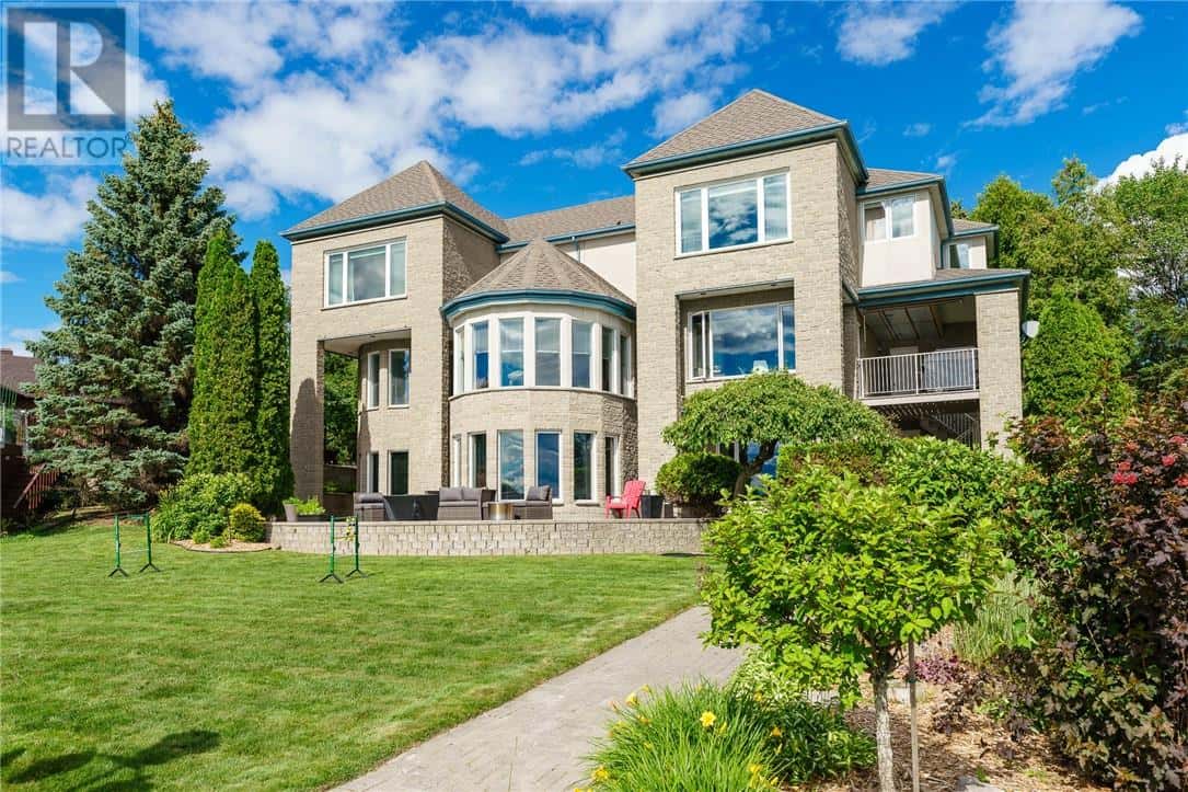 73 Baycrest Road — Sudbury, Ontario - Photo 2 of 42