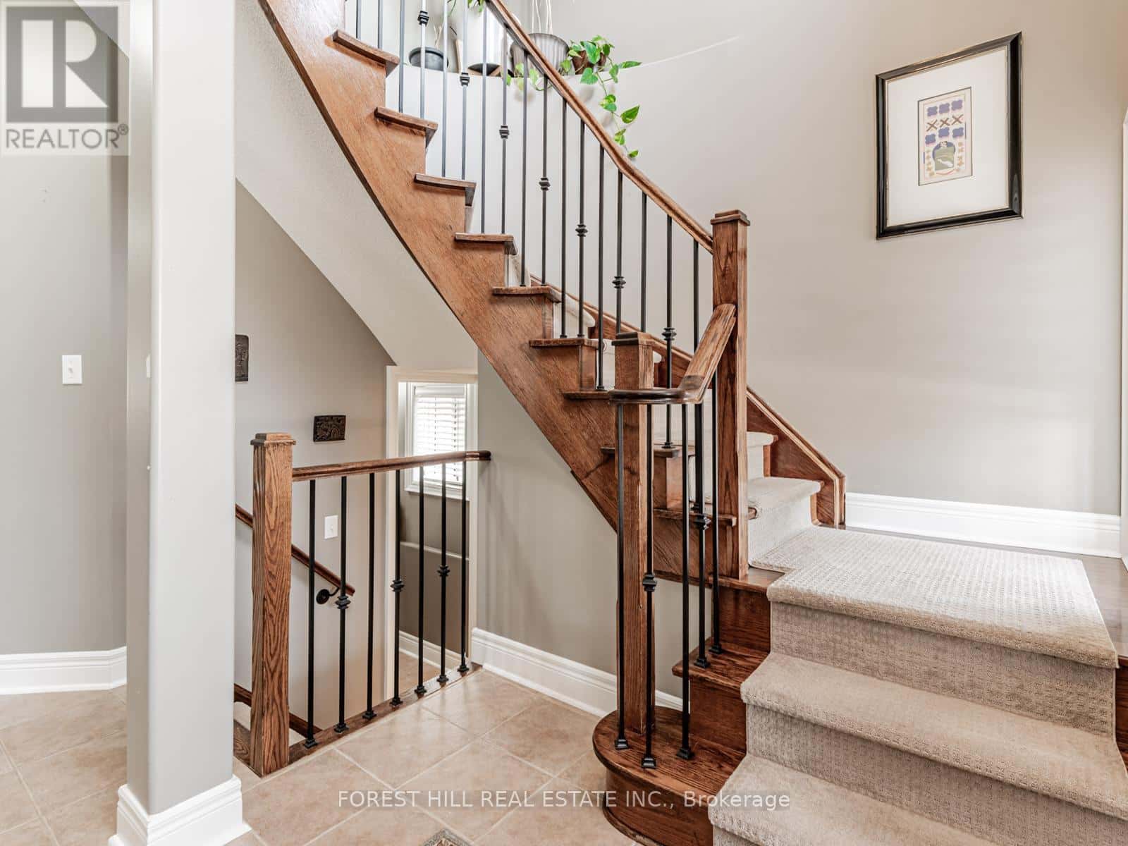 33 CONNAUGHT LANE — Barrie (Innis-Shore), Ontario - Photo 4 of 32