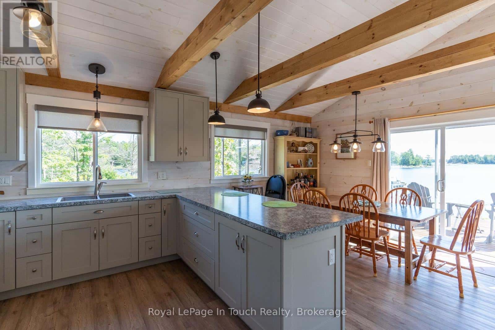 6980 Island 1810 — Georgian Bay (Gibson), Ontario - Photo 5 of 27