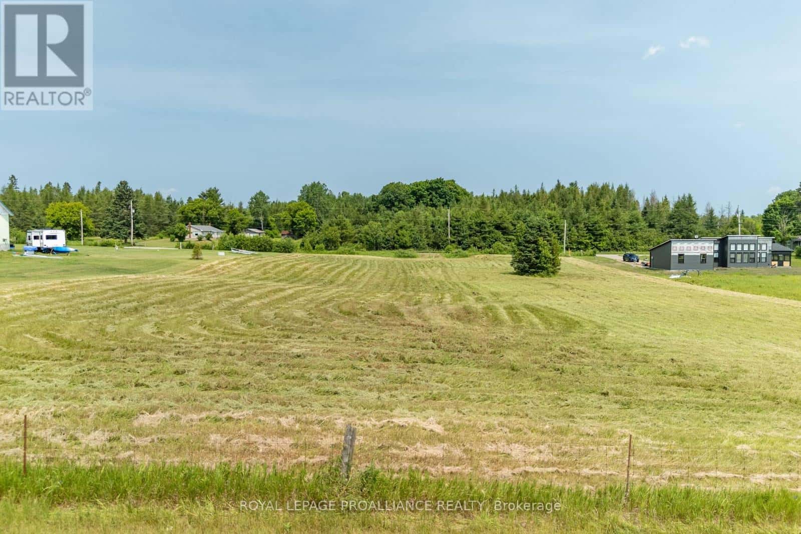 1226 GULL LAKE ROAD — Frontenac (Frontenac North), Ontario - Photo 4 of 22