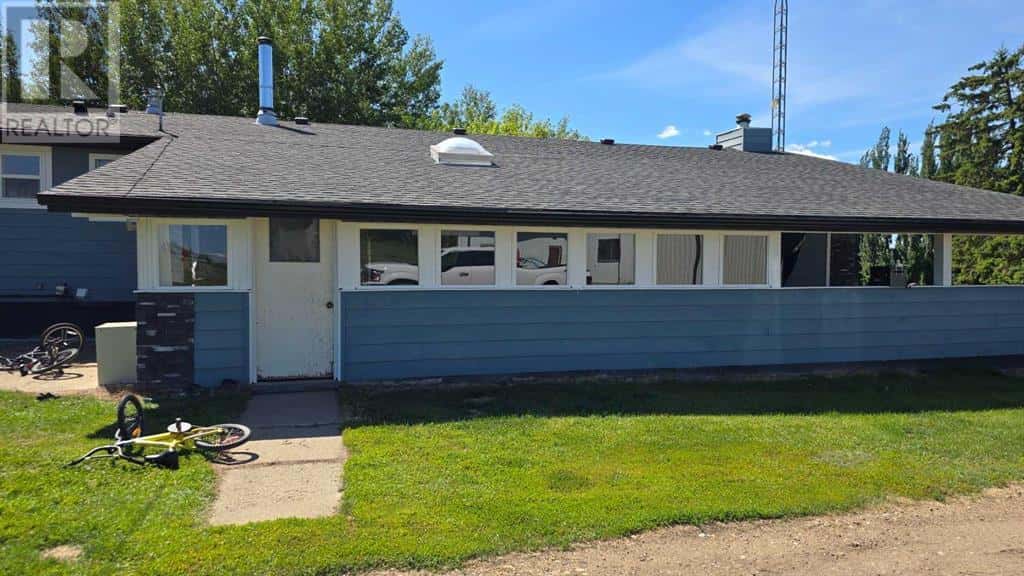 67537, 858 Hwy — Plamondon, Alberta - Photo 3 of 46