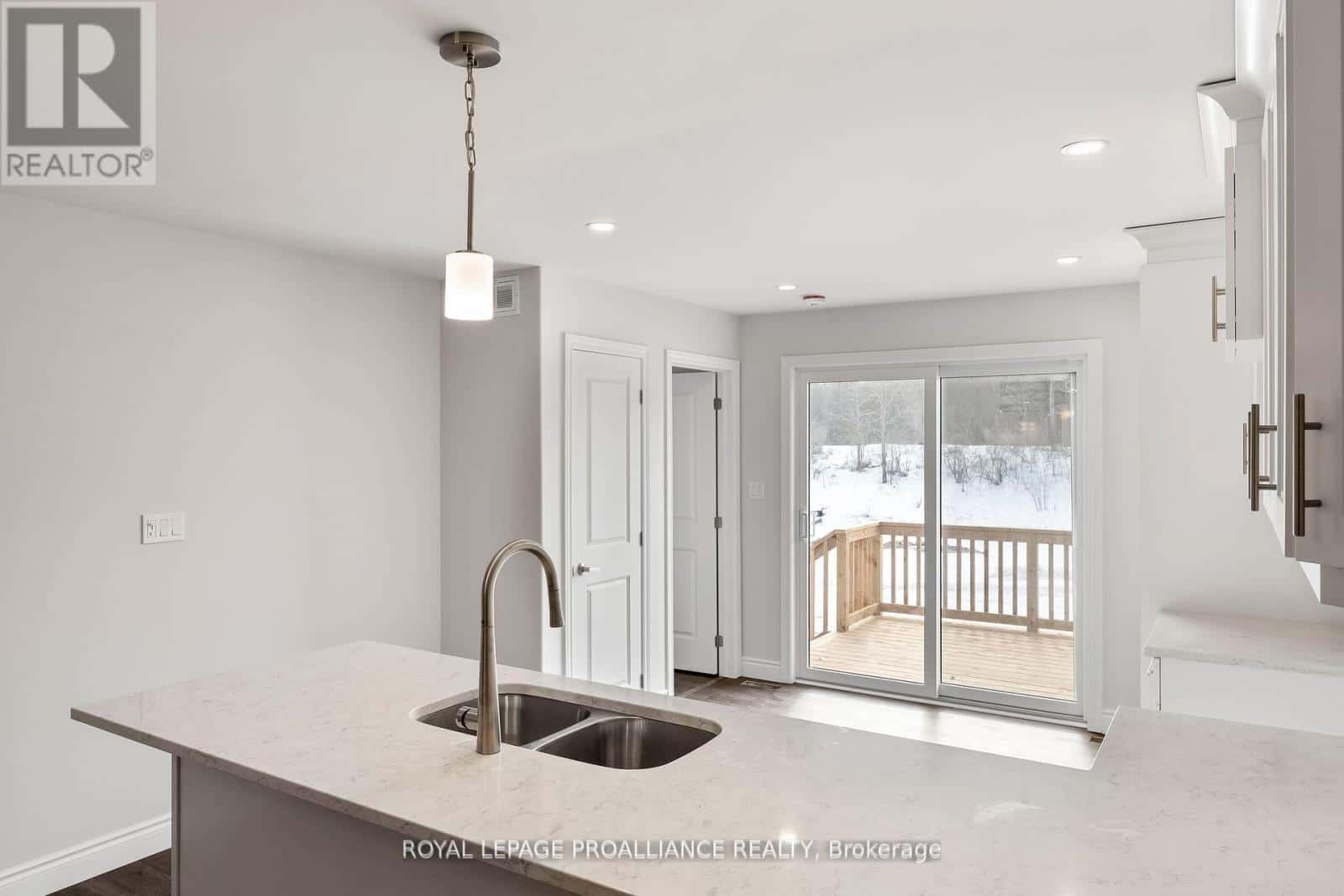 208 HOMEWOOD AVENUE — Trent Hills (Hastings), Ontario - Photo 4 of 36