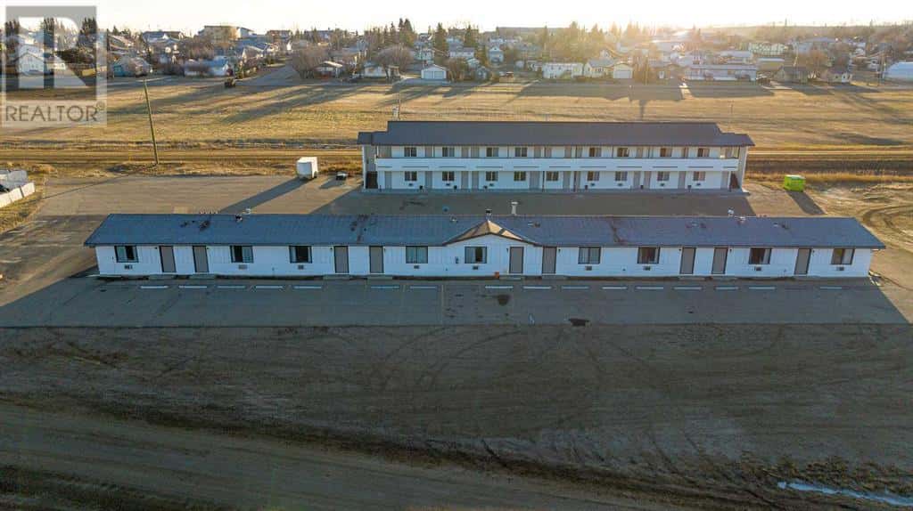 4822 Highway 49 — Spirit River, Alberta - Photo 5 of 50