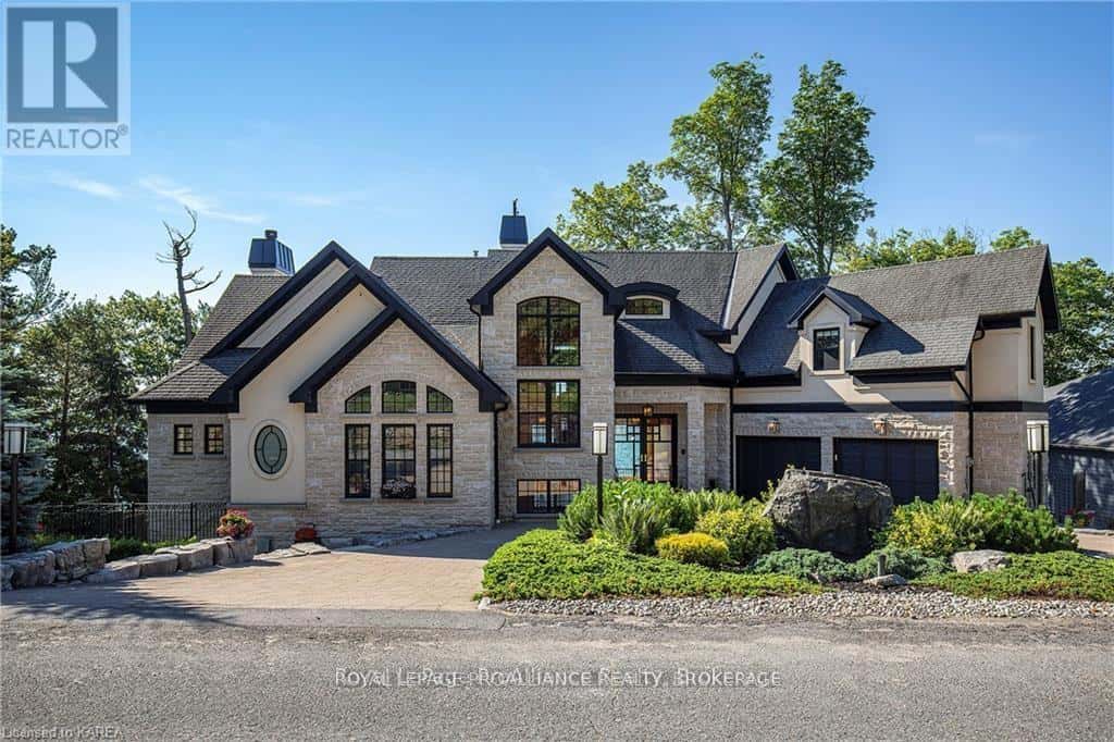 Kingston (Kingston East (Incl CFB Kingston)), Ontario — Kingston (Kingston East (Incl CFB Kingston)), Ontario - Photo 2 of 50