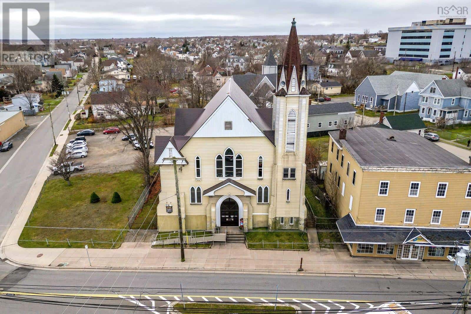 270 Commercial Street