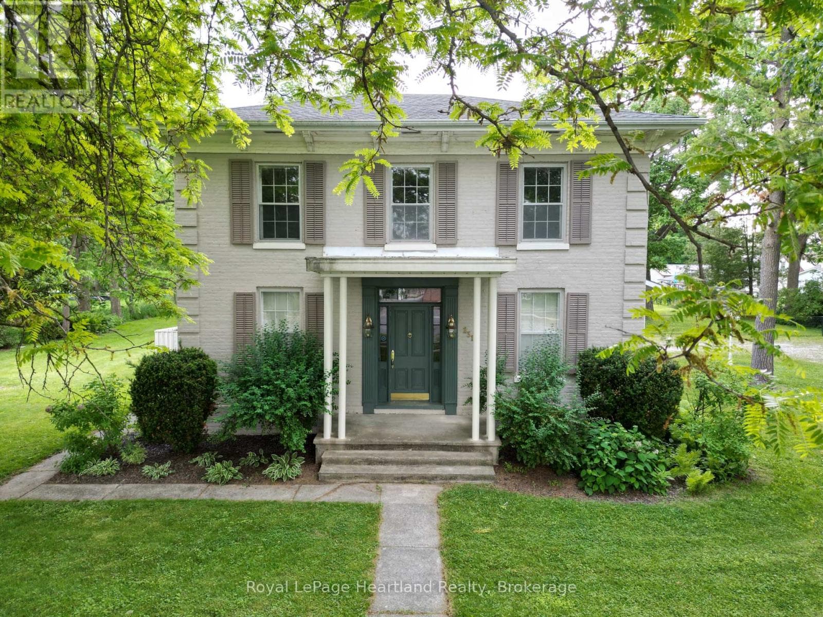 231 WILLIAM STREET — South Huron (Exeter), Ontario - Main photo