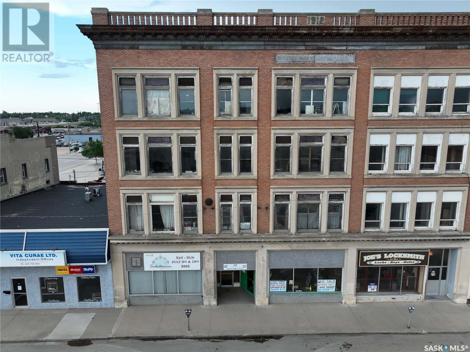 117-123 High STREET W — Moose Jaw, Saskatchewan - Photo 3 of 50