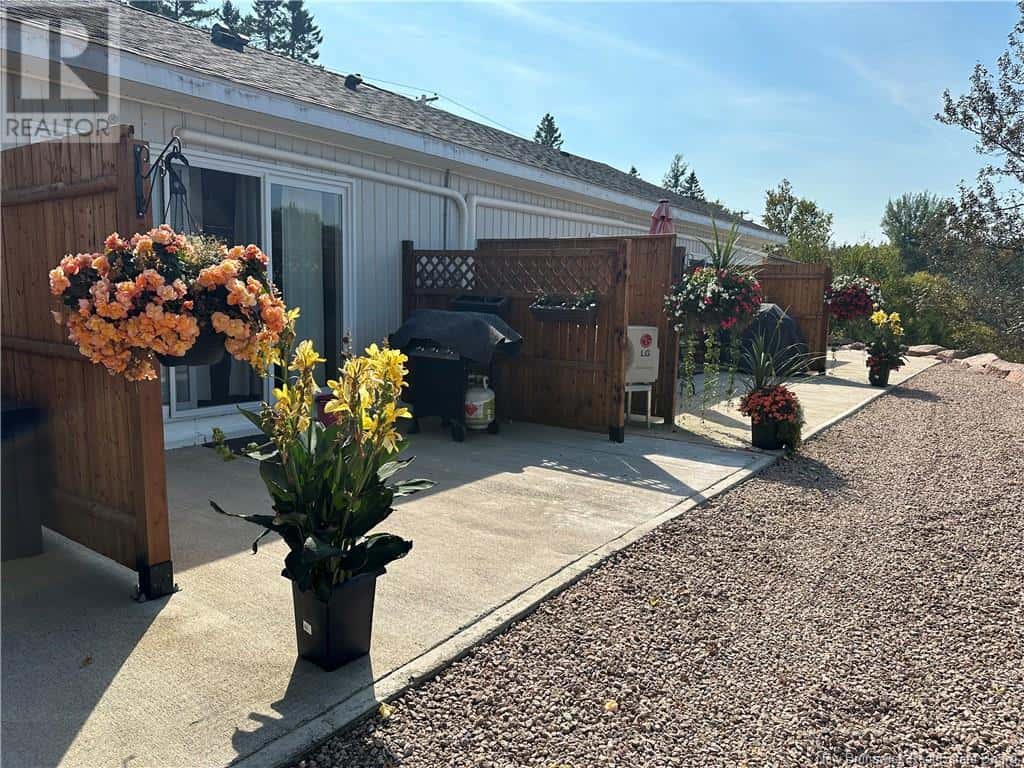 90 L'Etete Road — St George, New Brunswick - Photo 2 of 18