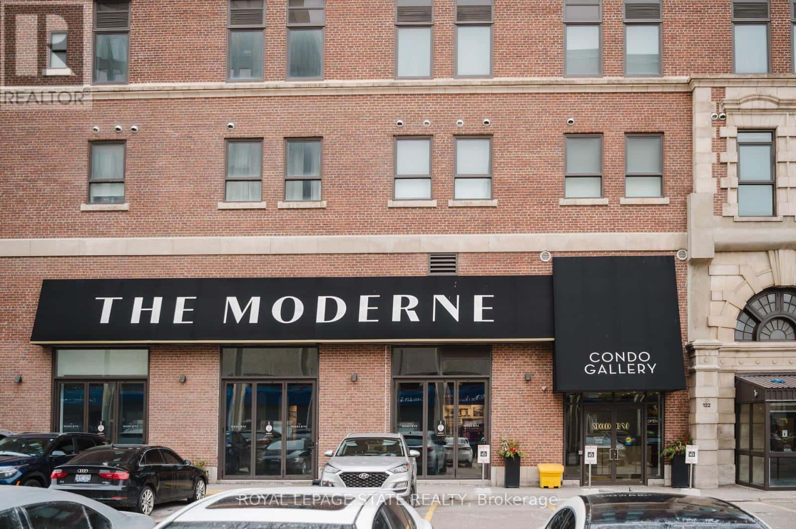 LPH13 - 118 KING STREET E — Hamilton (Beasley), Ontario - Photo 3 of 42