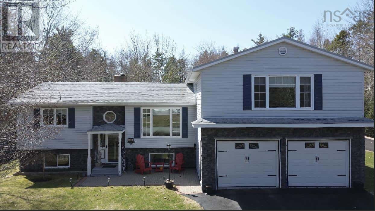 559 Upper Branch Road — Wileville, Nova Scotia - Photo 2 of 47