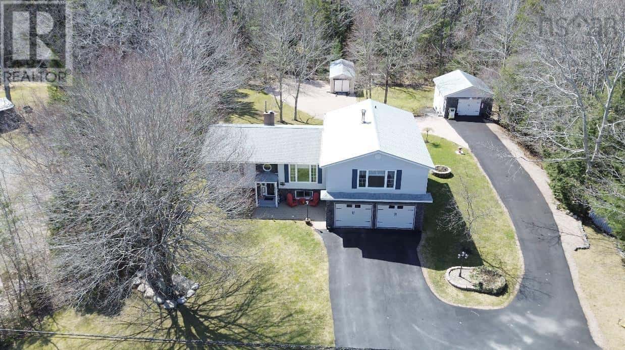 559 Upper Branch Road — Wileville, Nova Scotia - Photo 3 of 47