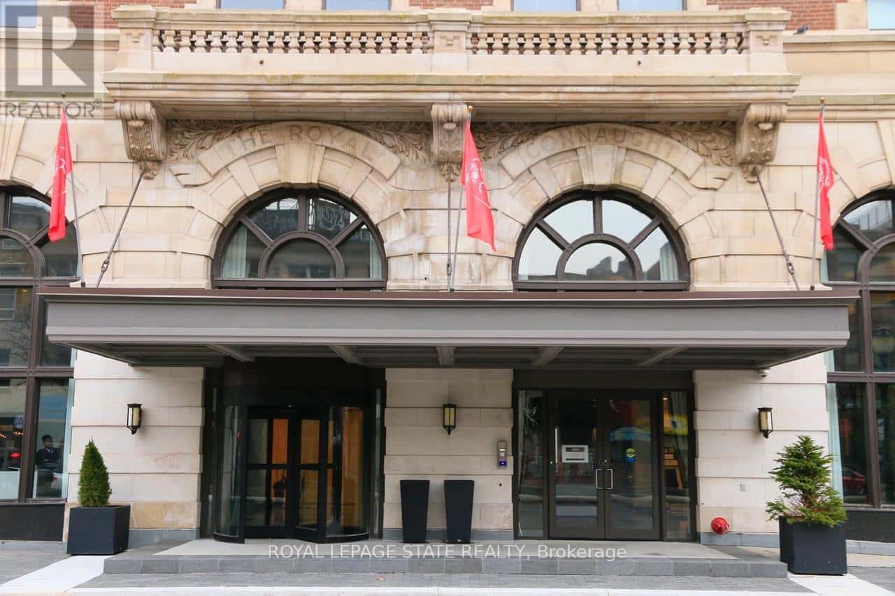 LPH13 - 118 KING STREET E — Hamilton (Beasley), Ontario - Photo 2 of 42