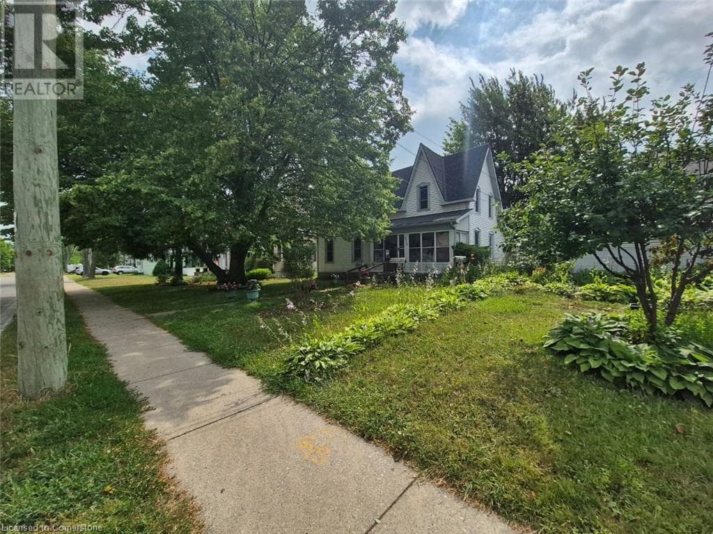 713 CEDAR Street — Dunnville, Ontario - Main photo